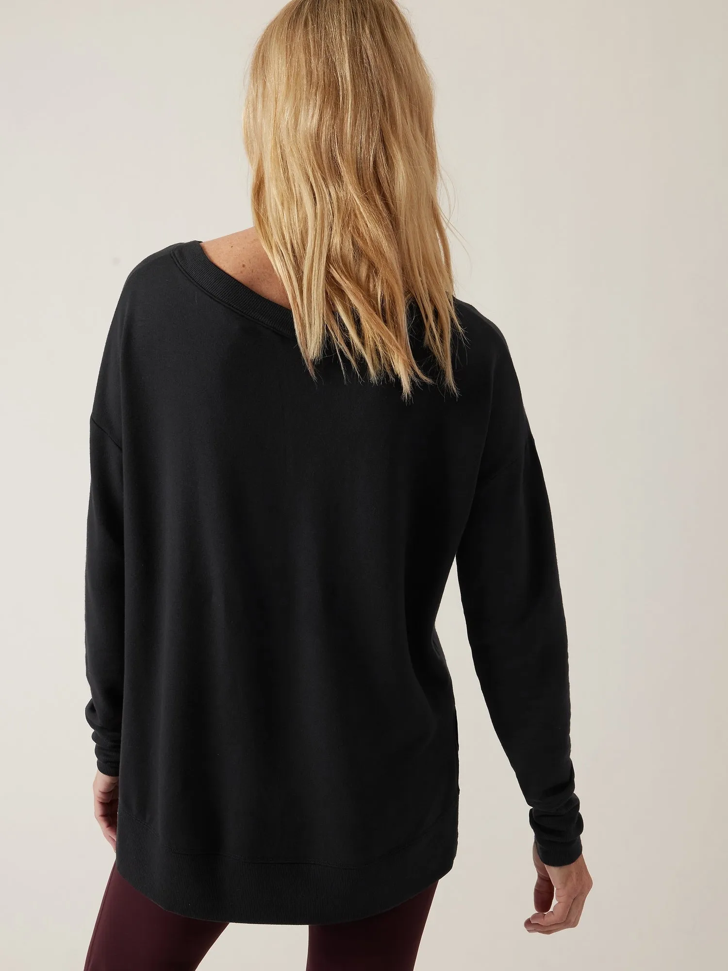 Coaster Luxe V-Neck Sweatshirt