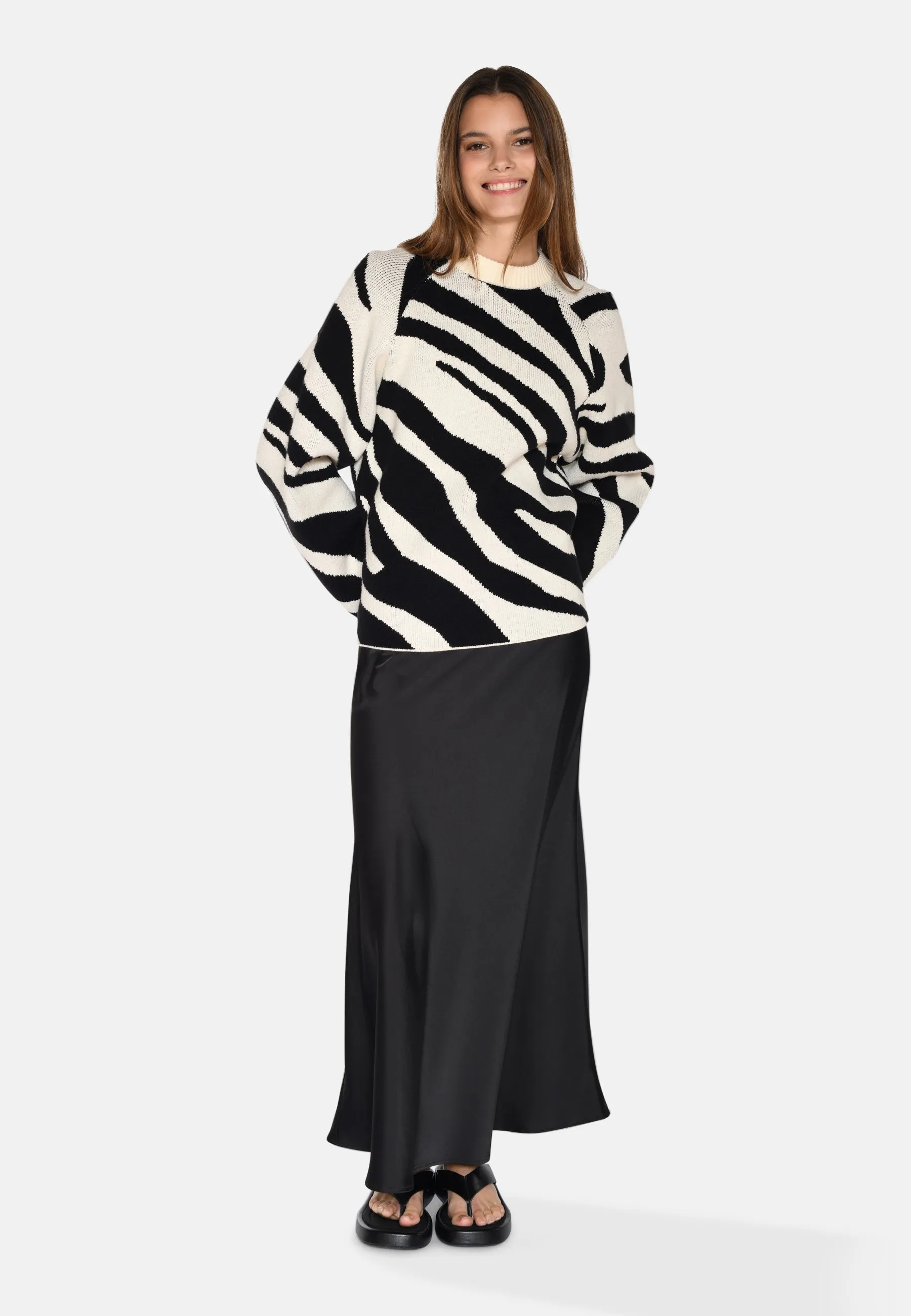 Dania jumper 4253 - Black