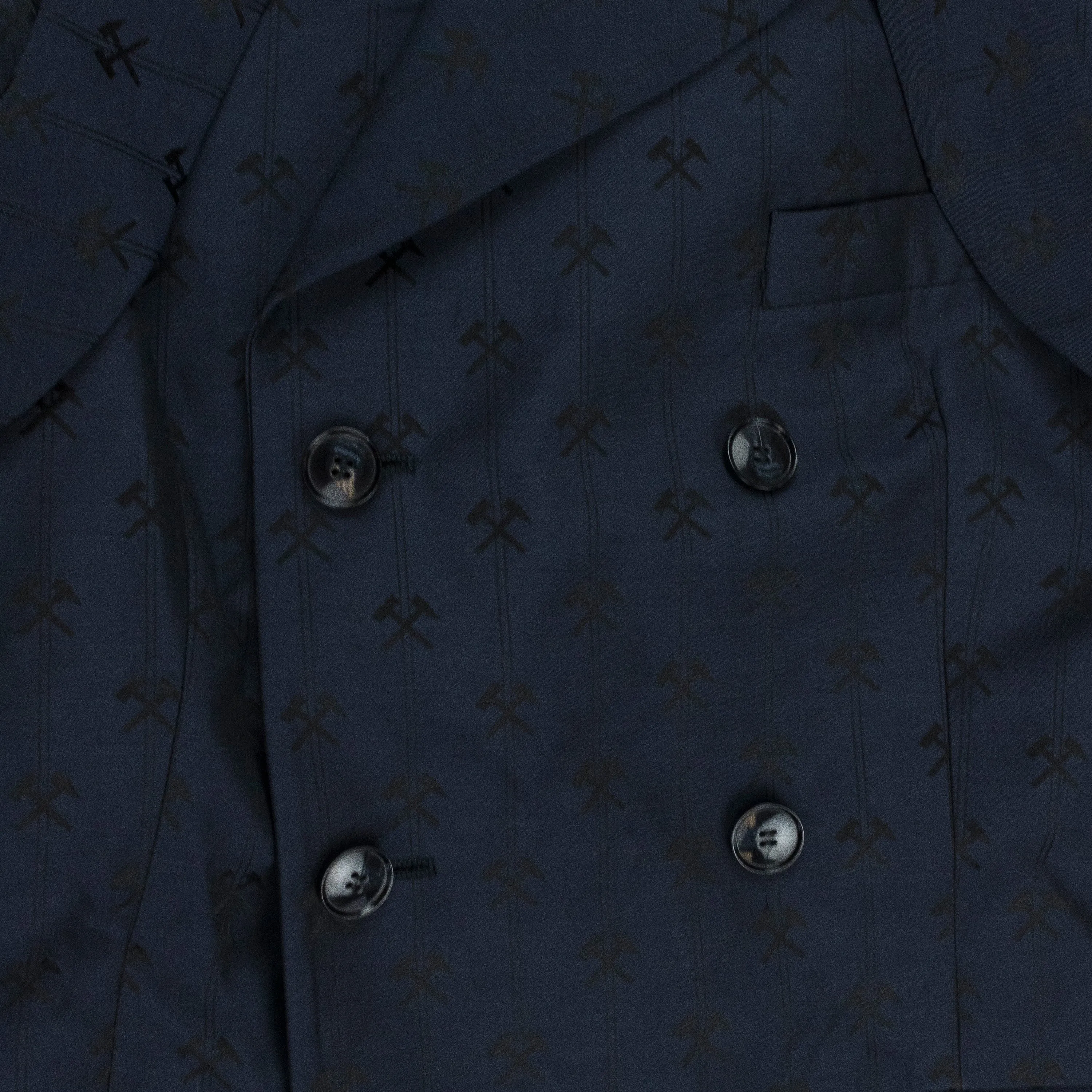 DOUBLE-BREASTED W EXTENDED LAPEL NAVY BLAZERS & JACKET