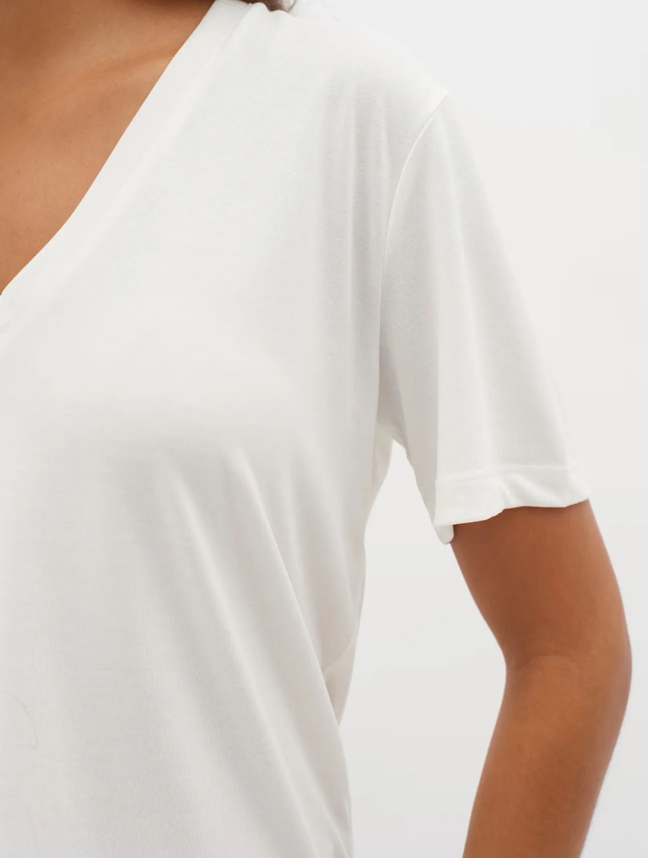 Liliana V-Neck Tee