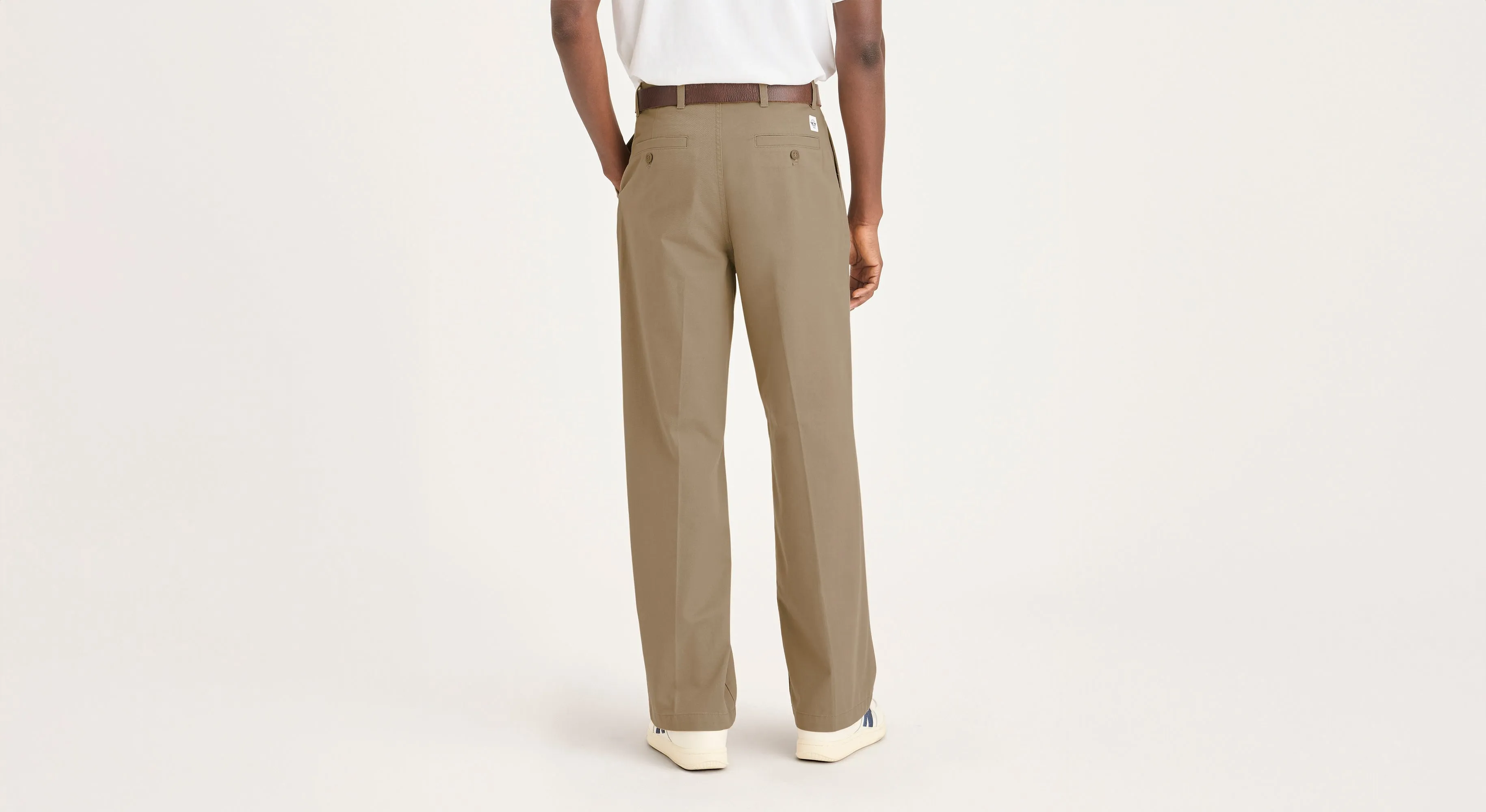 Men's Loose Fit Eighty-Six Original Pleated Chino Pants