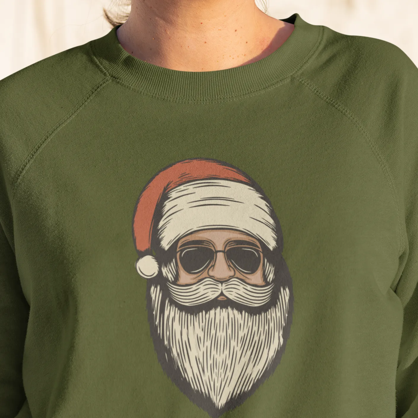 Red Retro Santa Shirt, Christmas Sweatshirt, Women Christmas Santa Shirts, Cute Vintage Santa Shirt, Classic Christmas Shirt, Christmas